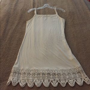 Lace hem slip extender