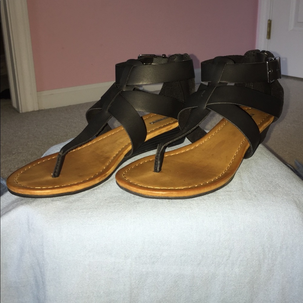 Express Strappy Sandals