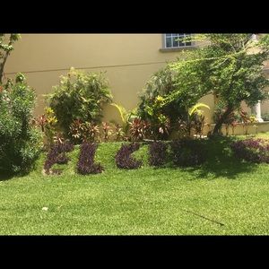 Meet your Posher, April