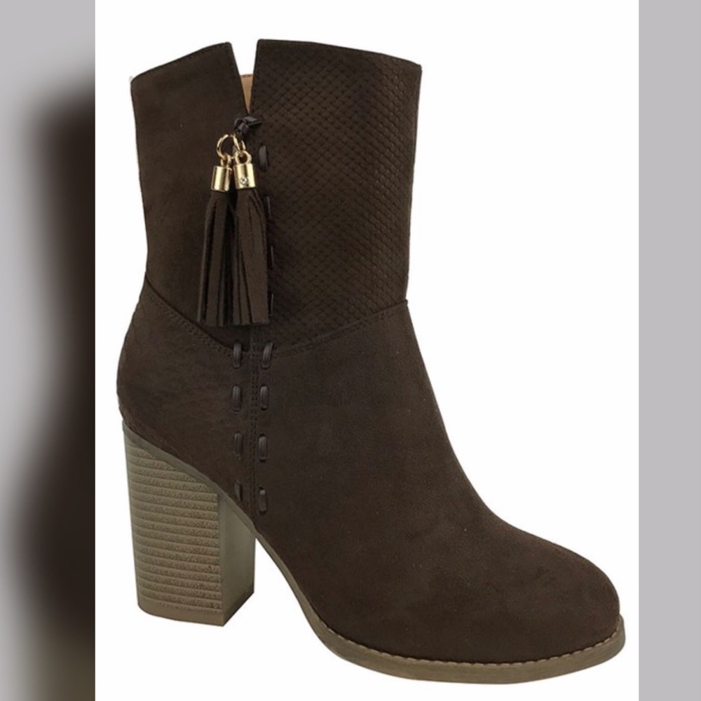 ❤️❤️LAST ONE!!❤️❤️Addison Suede Booties - Brown - Picture 2 of 2