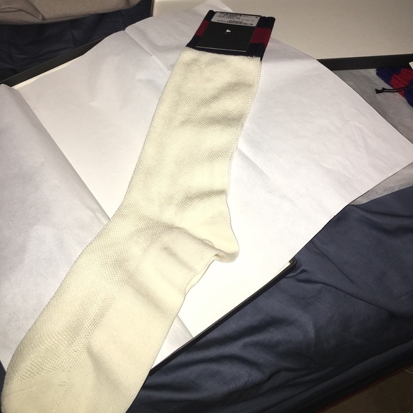Sold🚫Authentic Gucci socks - Picture 2 of 4