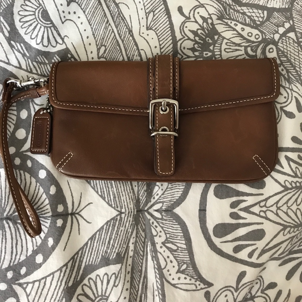 Coach wallet type purse. Make an offer.