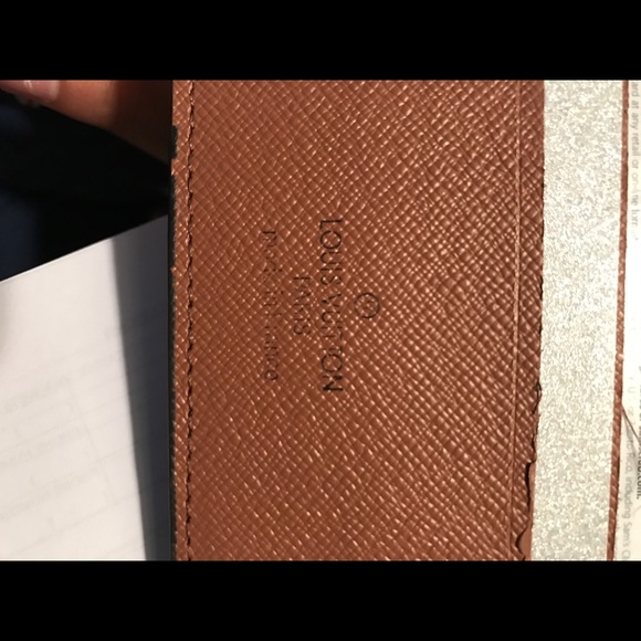 Louis Vuitton Wallet. 100% Authentic.