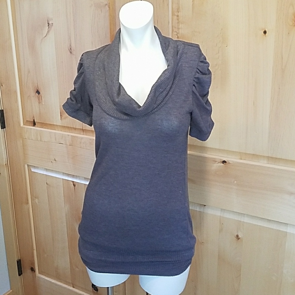 Short sleeve gray cowl neck sweater