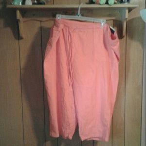 Relaxed fit Capri