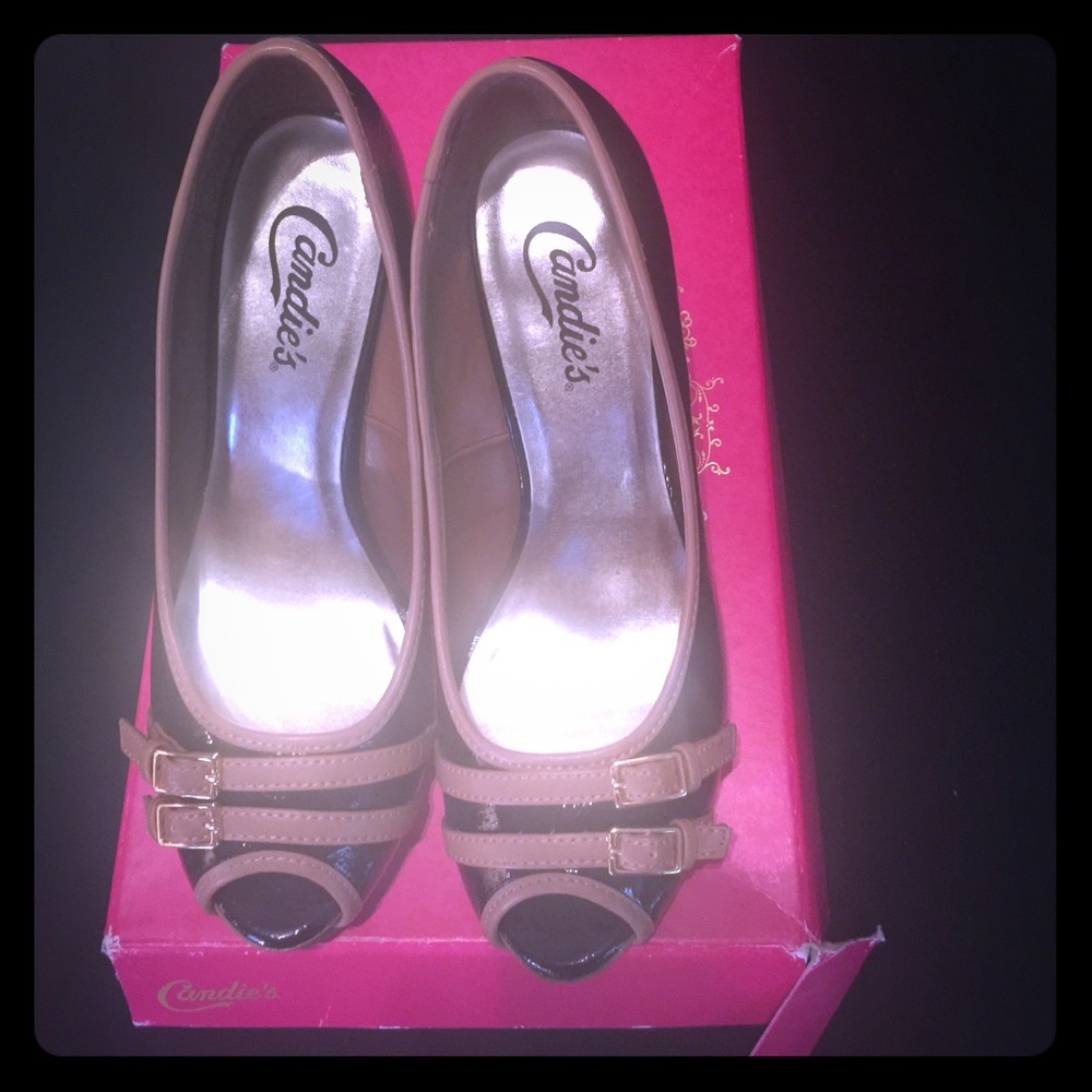 Women's shoes