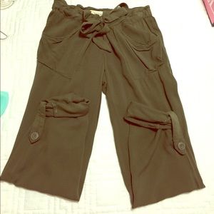 Green cargo pants