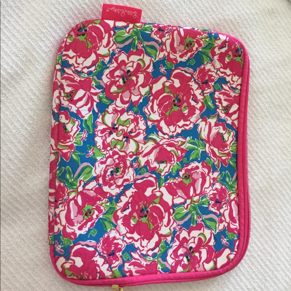NWOT Lilly Pulitzer iPad cover/case fits iPad2