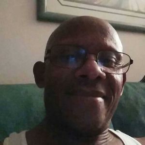 Meet your Posher, Gregory