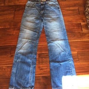 Buckle Tyler style jean