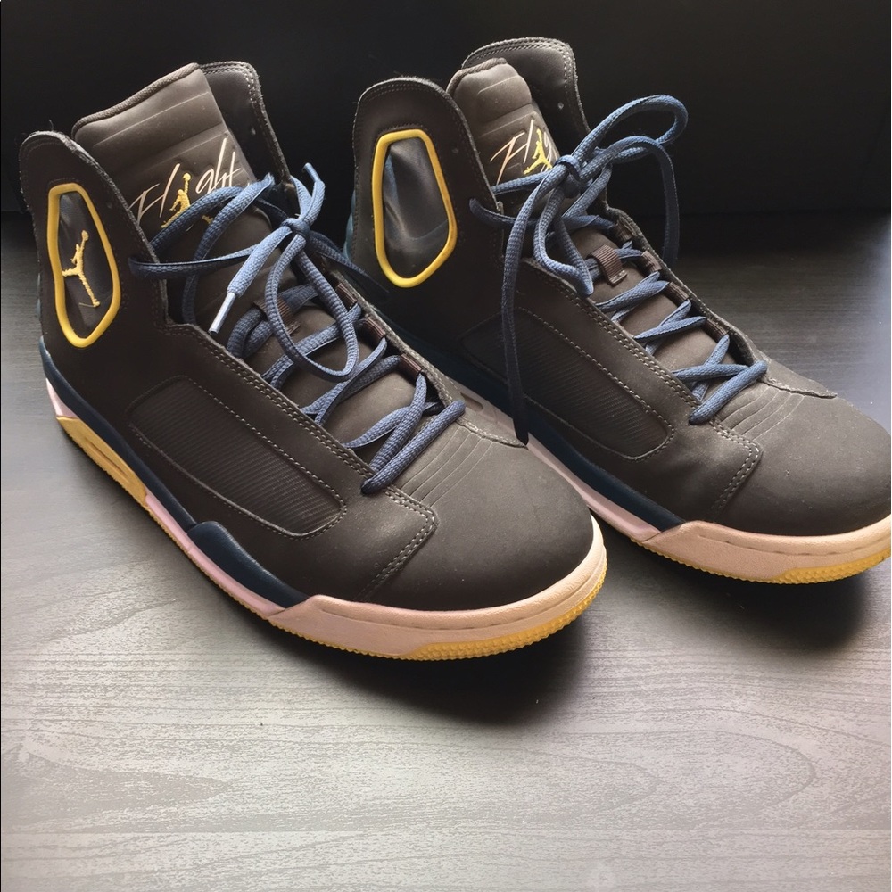 Nike Air Jordan Flights