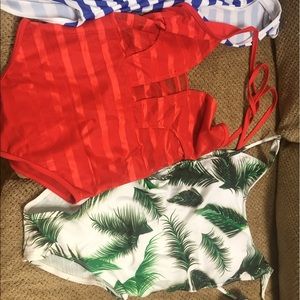 BUNDLE ONE PEICE FLATTERING