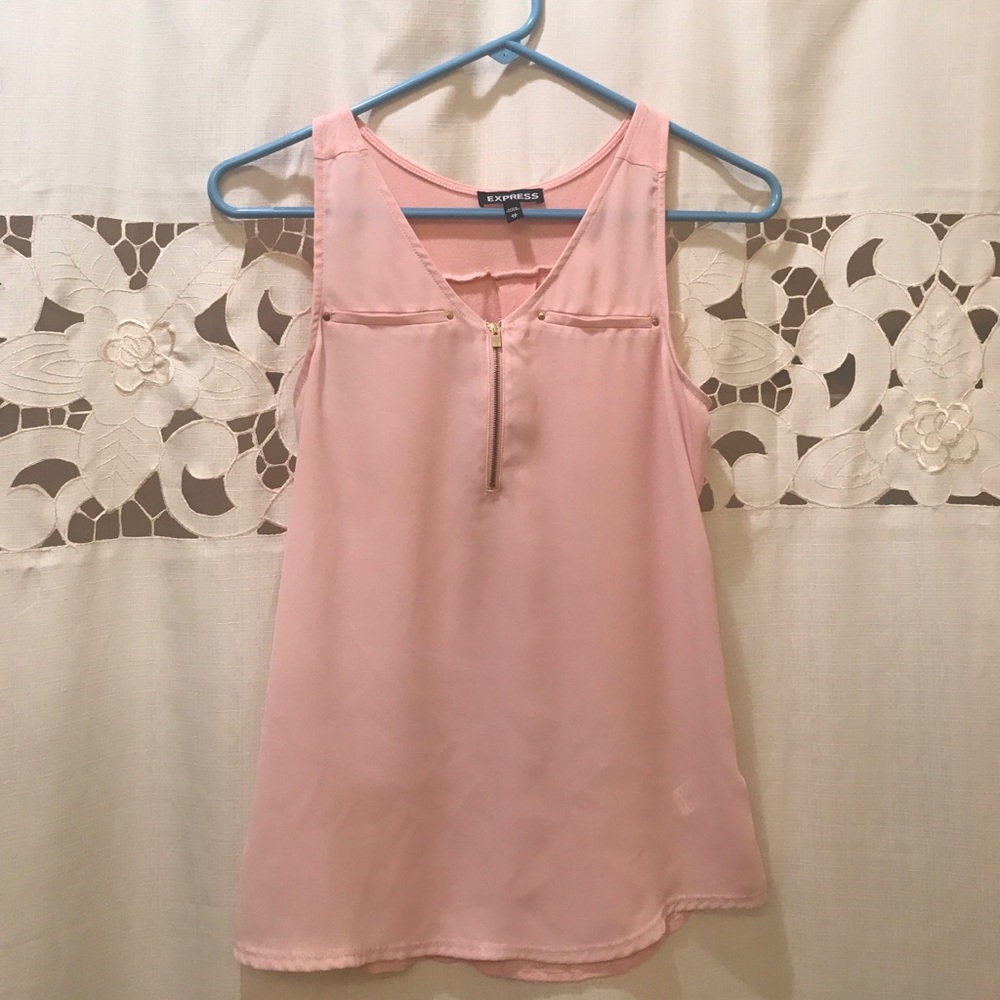 XS Express light pink tank top