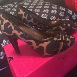 Shoes Black and Tan worn few times