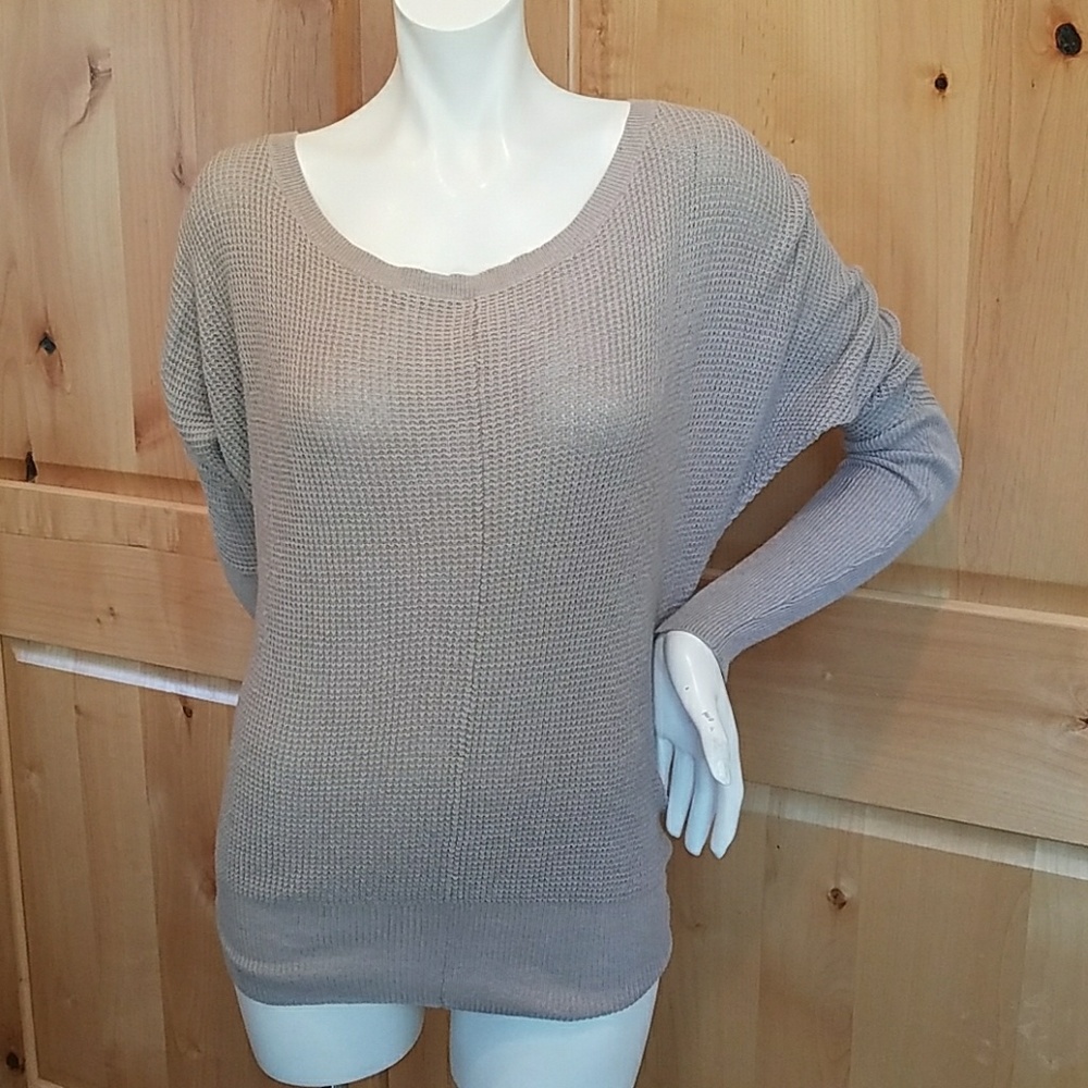 Dolman sleeve scoop neck knit sweater