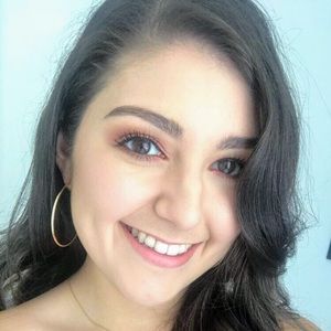 Meet your Posher, Daniela