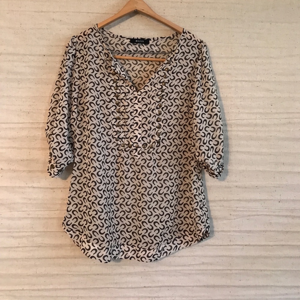 Horseshoe blouse, 41 Hawthorn, L