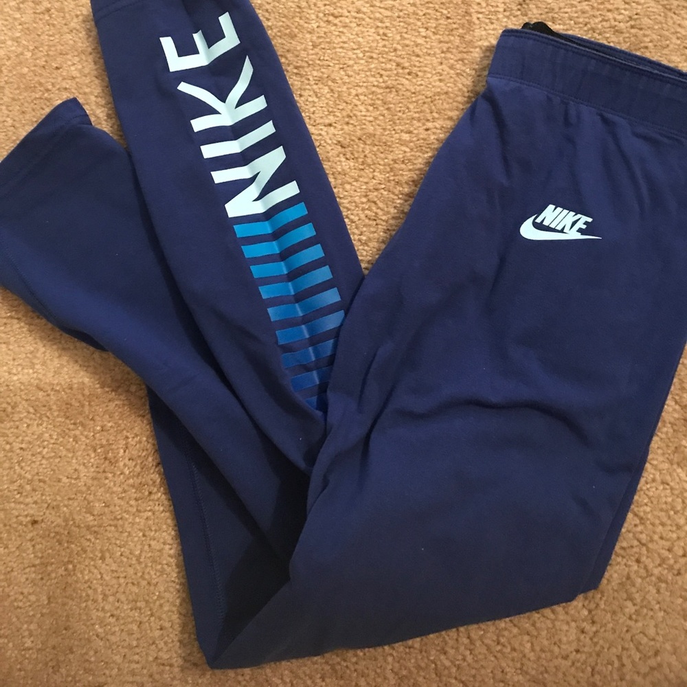 Nike leggings