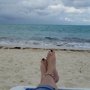 Meet your Posher, Hope