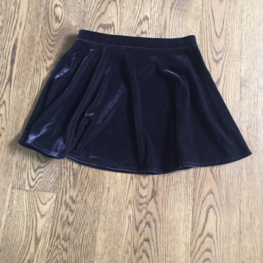 Velvet skirt