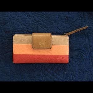 Fossil wallet