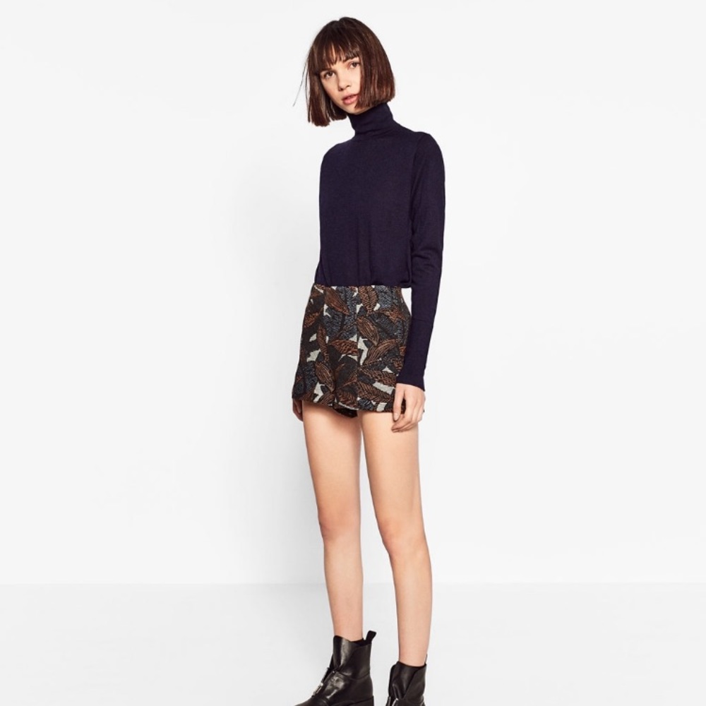 Zara jacquard shorts