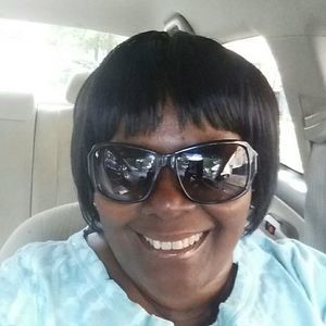 Meet your Posher, Denise