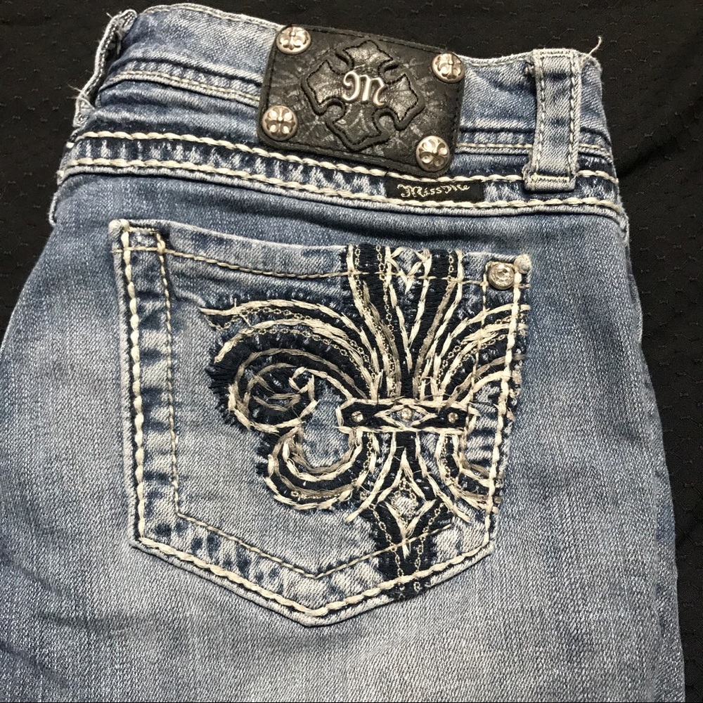 Miss me cropped jean 32