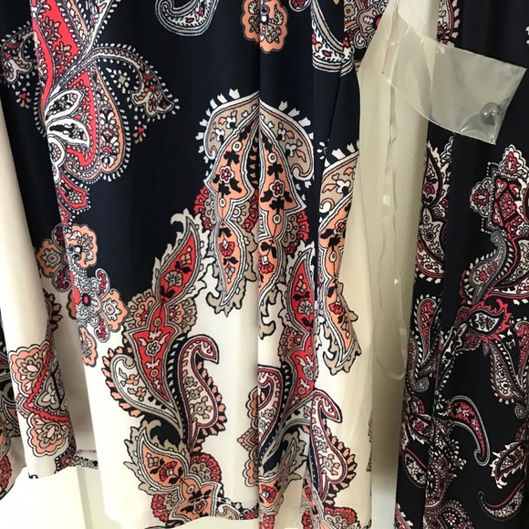 INC pants and top, pants are elastic waist - Picture 3 of 7