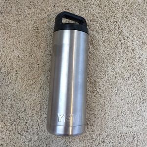 Yeti drink container