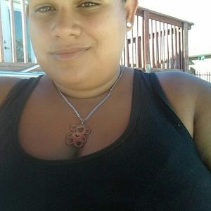 Meet your Posher, Alba