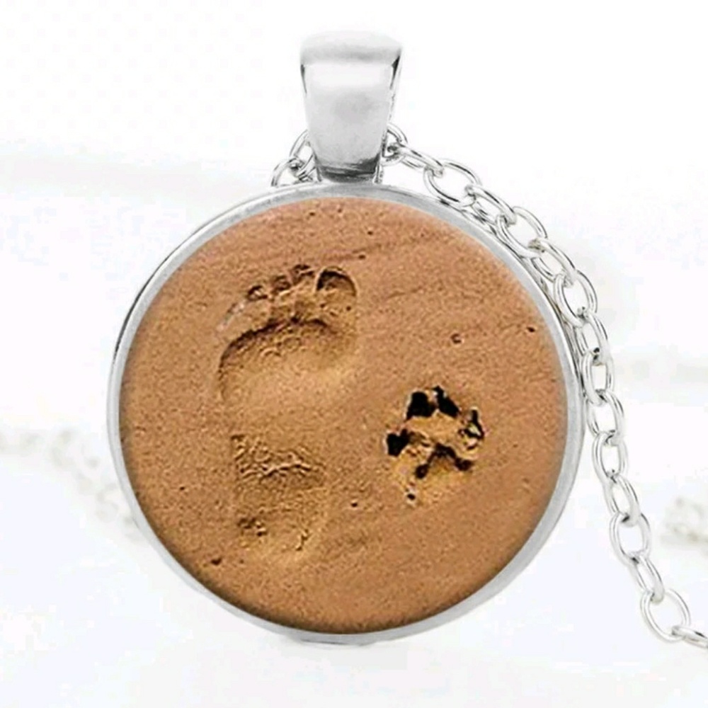 Footprints in the Sand Necklace