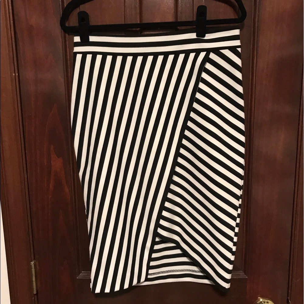 Express Skirt