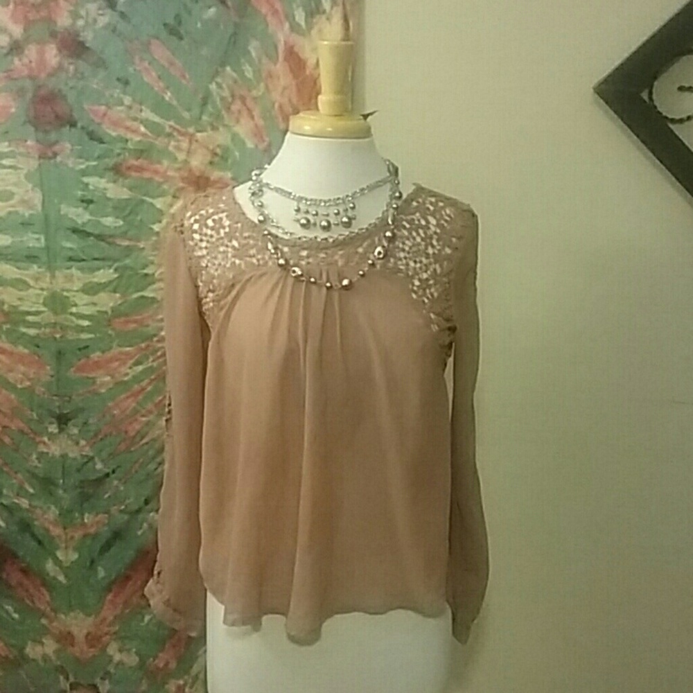FRIDAY SALE! Peasant top - size S by Angie