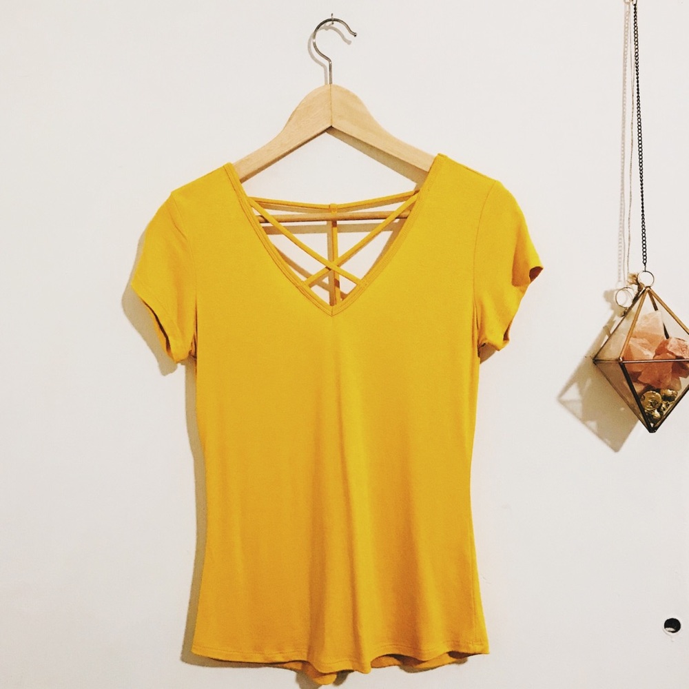 Criss cross T