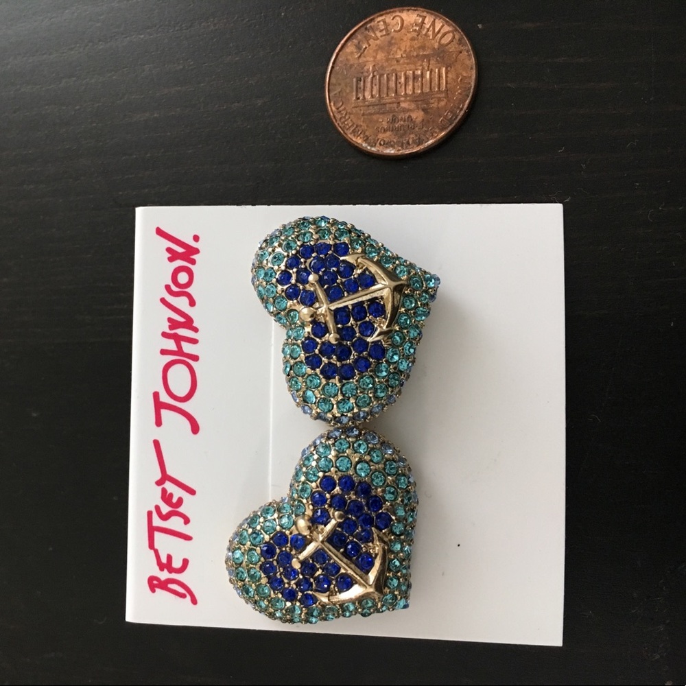 Betsey Johnson earrings - Picture 2 of 4
