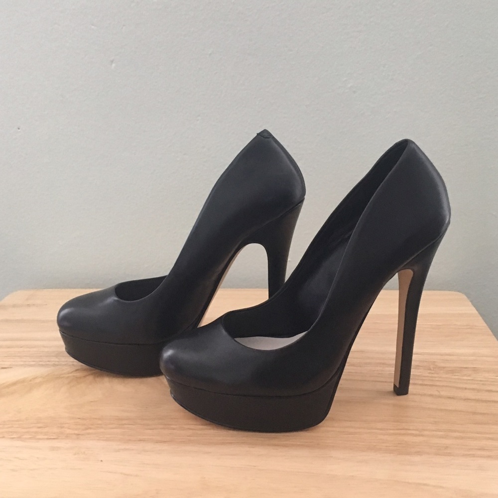 Aldo Black Pumps
