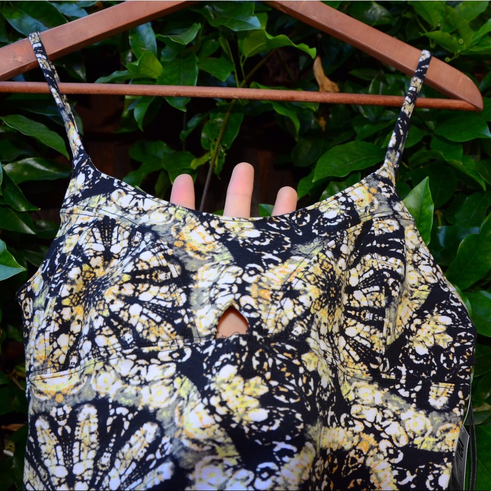 Vans Mandala Crop Top