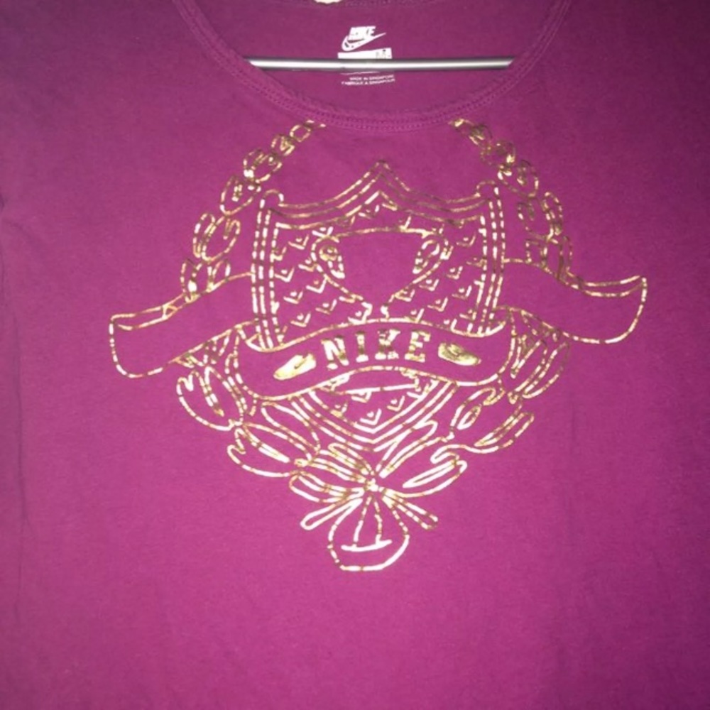 Nike - Picture 2 of 3