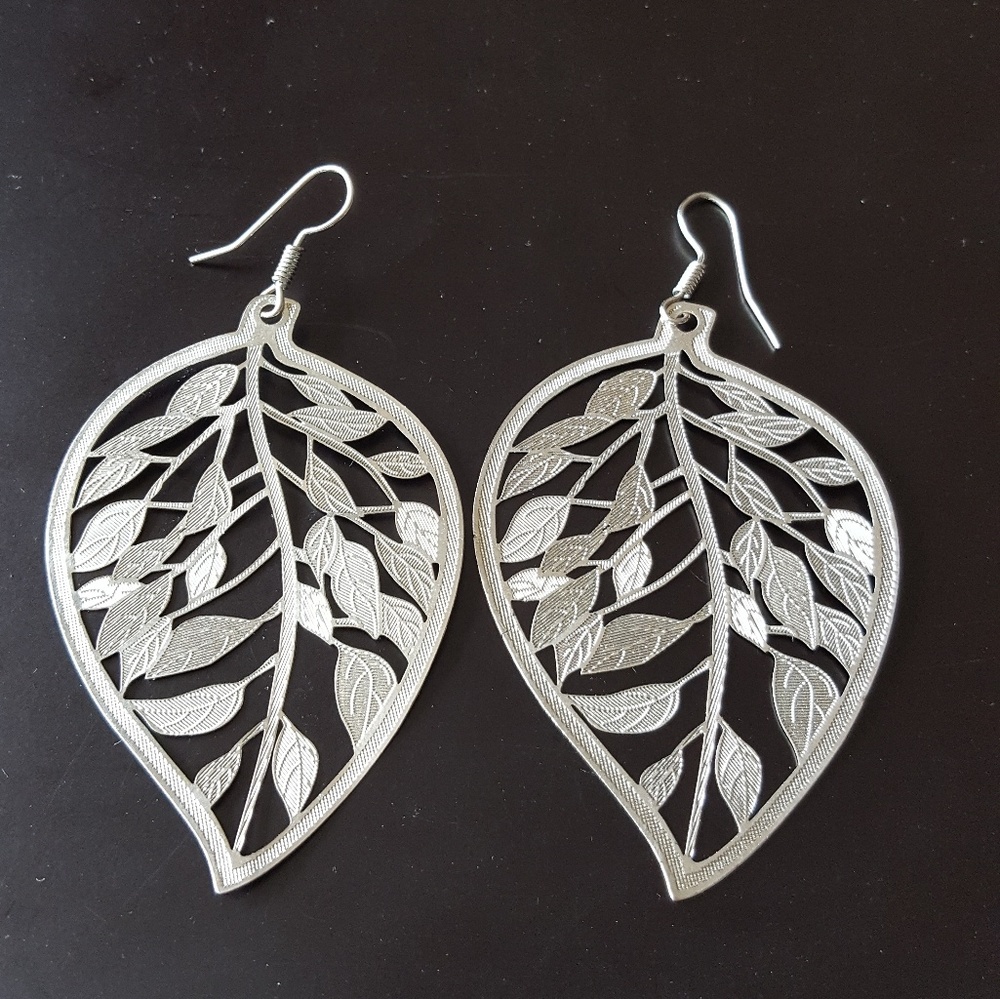 Silver Leaf Earrings