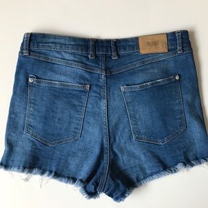 Zara Trafaluc Fray Trim High Waisted Denim Shorts