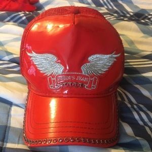 Red Robin jeans hat