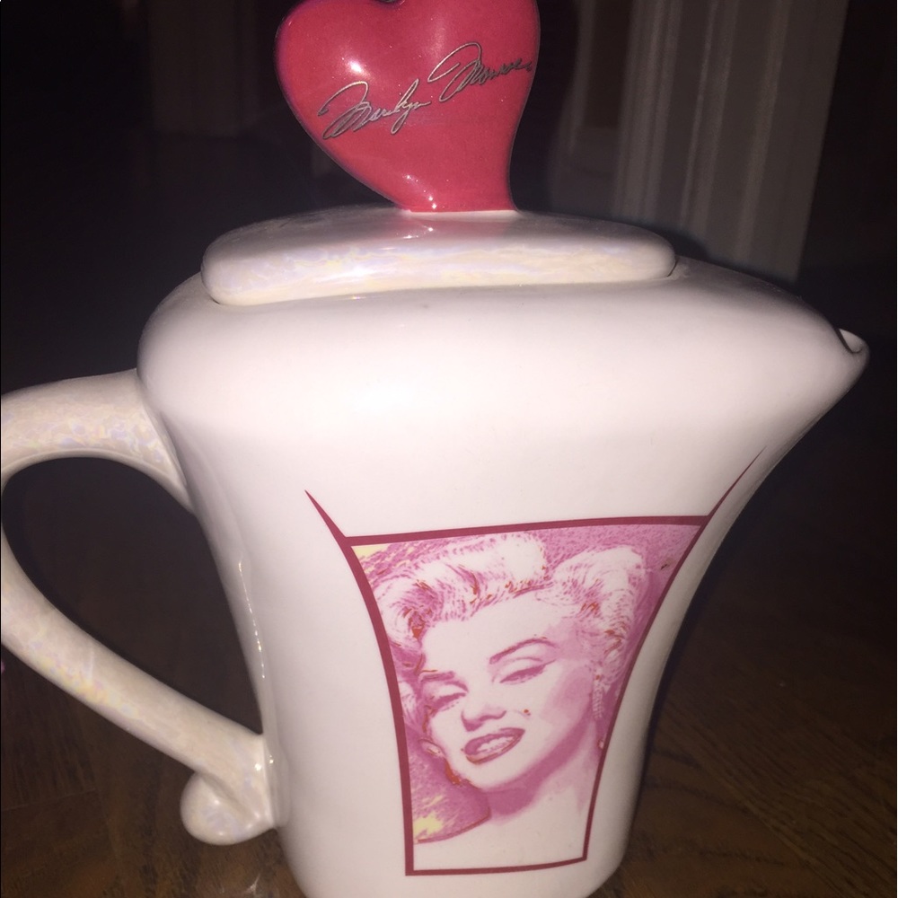 Marilyn Monroe Limited Edition Teapot
