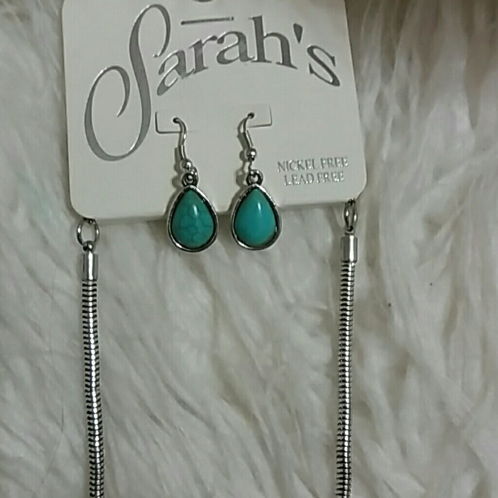 Faux turquoise necklace and earring set - Picture 3 of 5