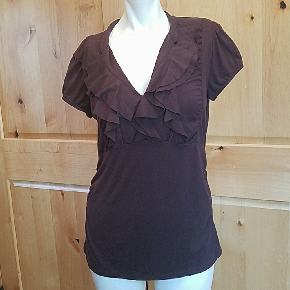 Short sleeve brown v-neck top