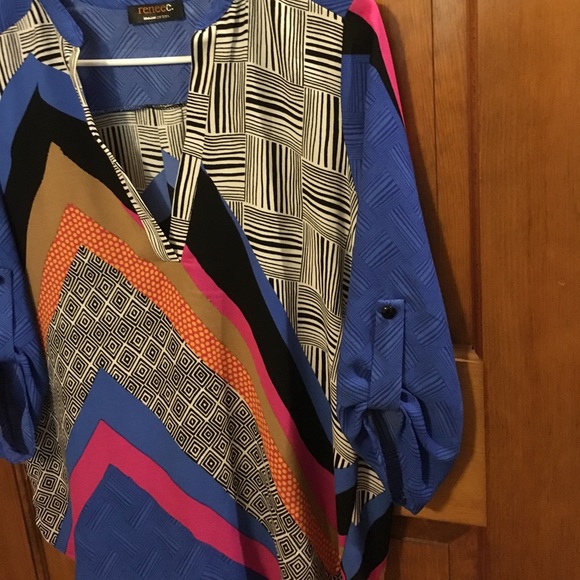 Super fun blouse! - Picture 3 of 3
