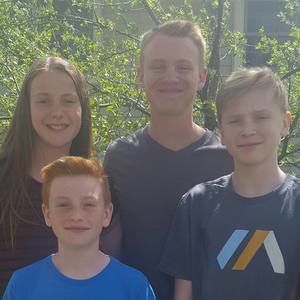 Meet your Posher, Jamie