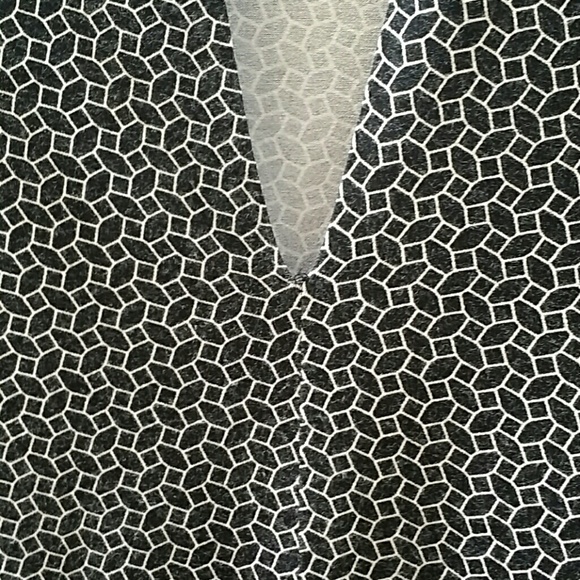 Talbot black and white top - Picture 3 of 4