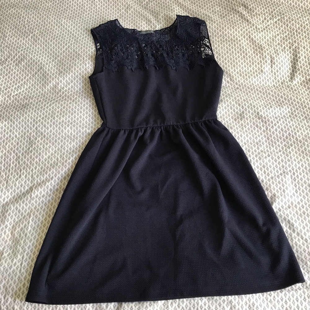 Soprano Navy Blue Lace Dress