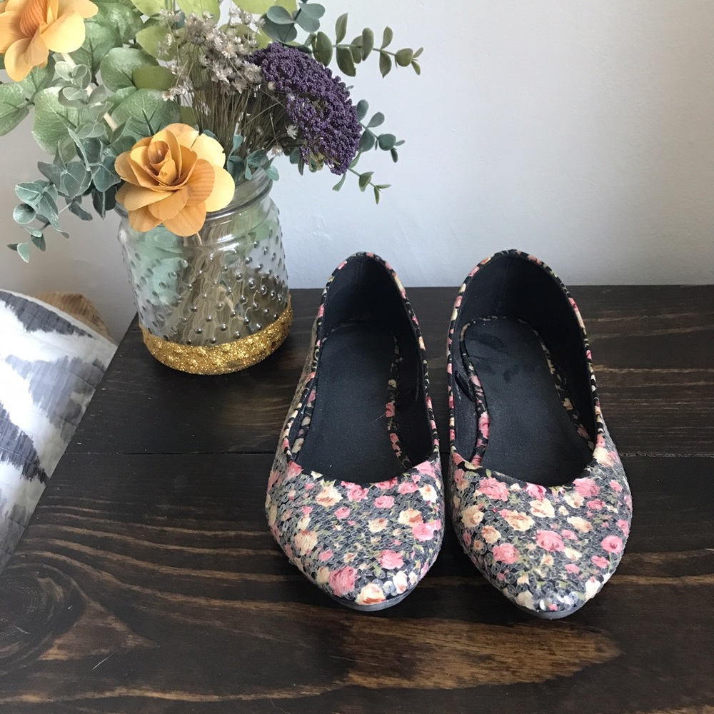 Floral sequin flats